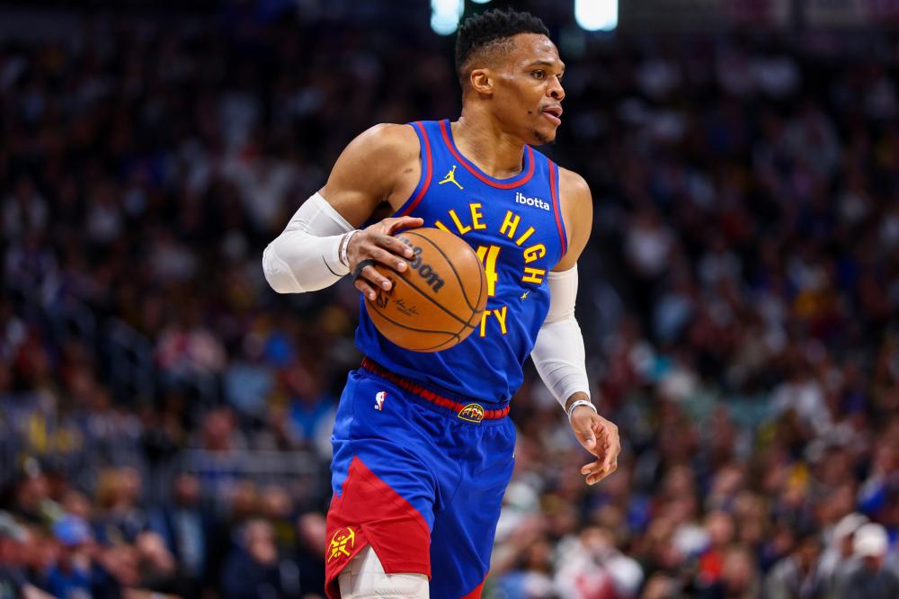 无论是在进 无论是在进